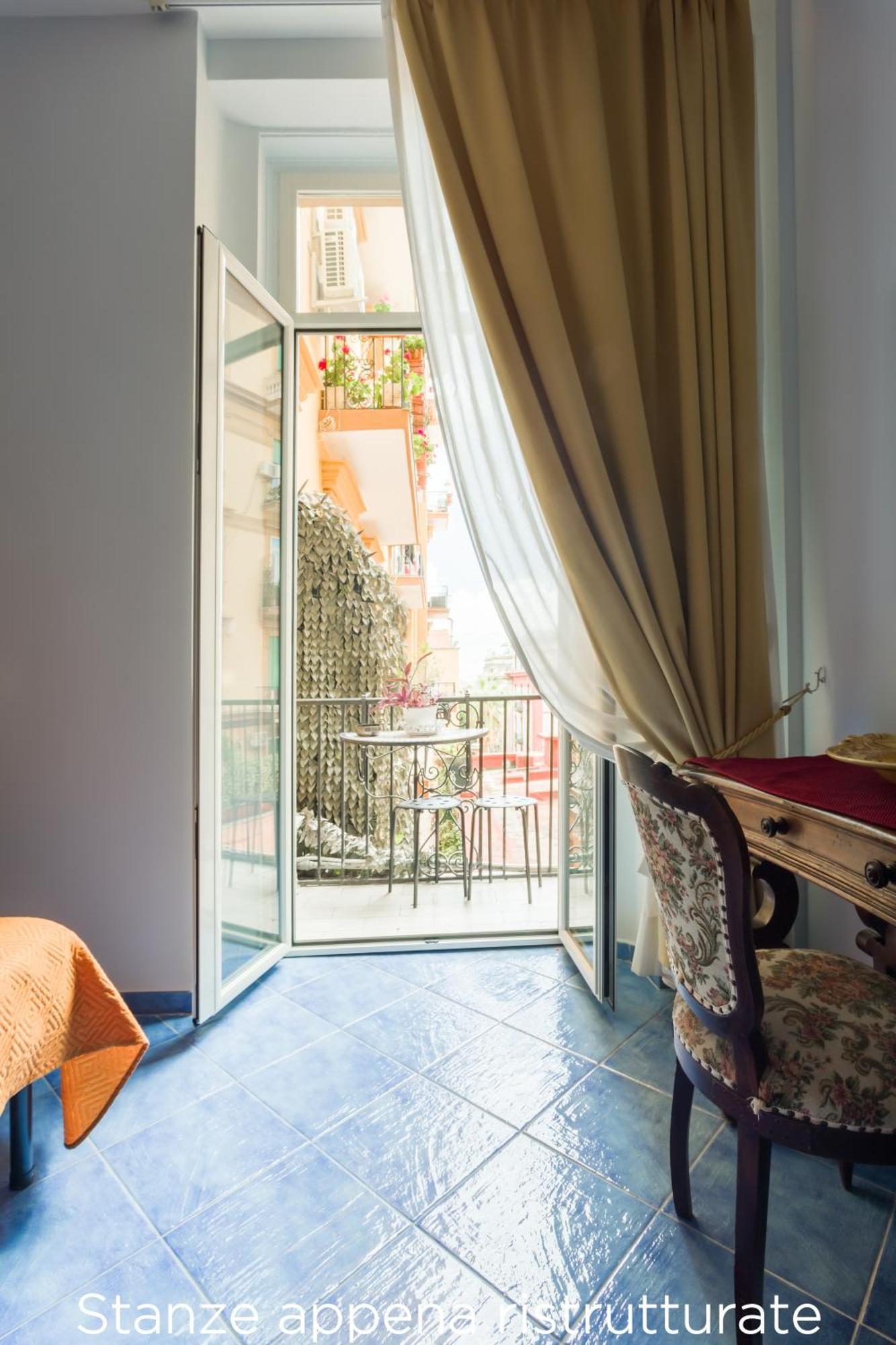 نابولي B&B Le Stanze Dei Mille المظهر الخارجي الصورة