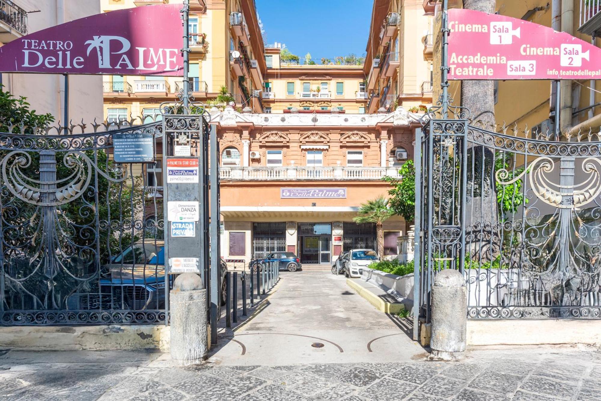 نابولي B&B Le Stanze Dei Mille المظهر الخارجي الصورة