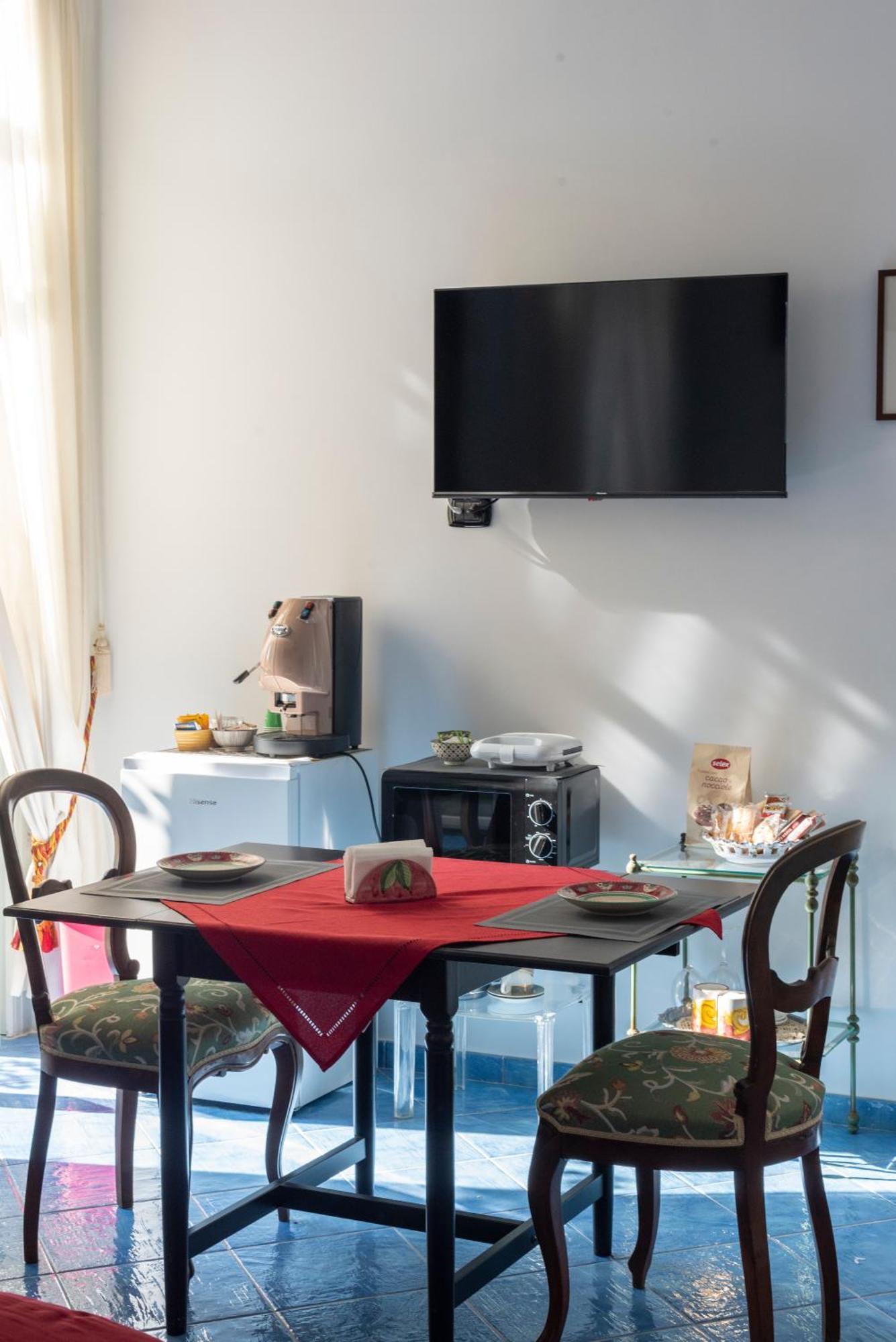 نابولي B&B Le Stanze Dei Mille المظهر الخارجي الصورة